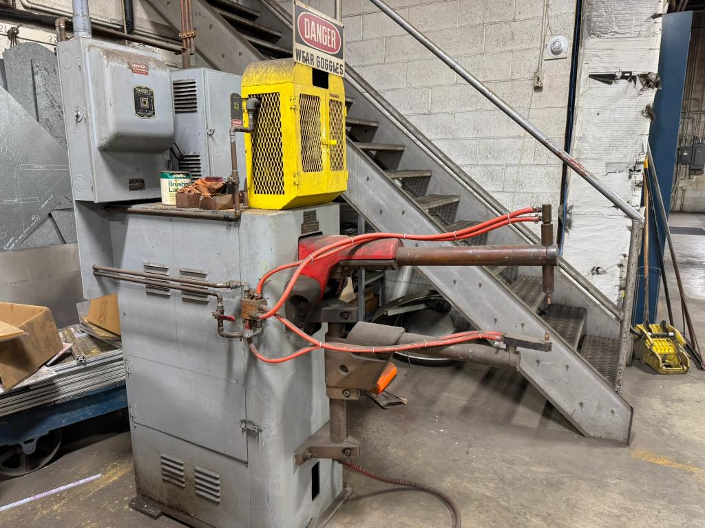 132025-11-04 12-01-43.jpg